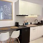 Origins Iii Modern Seaside In بوسي لِفاذي