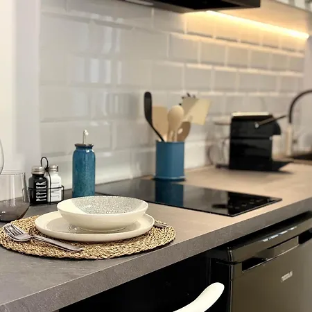 Origins Iii Modern Seaside In Apartman